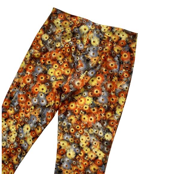 Tark '1 Paris Daisy Print Pants - Picture 5 of 5